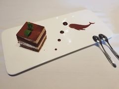 -GreyWhale灰鲸餐厅(武汉国际广场店)