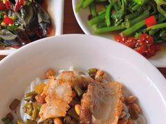 -牛八宝桂林米粉(八里庄店)