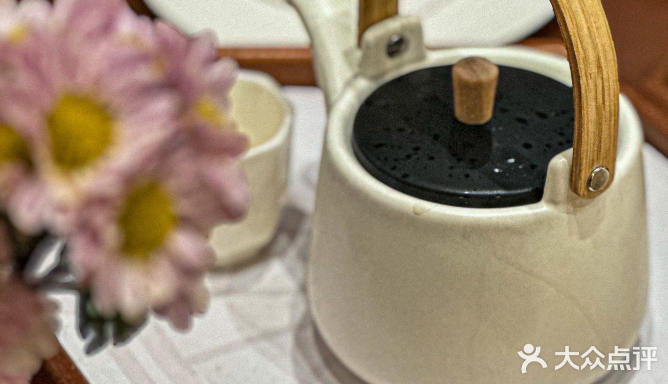 茶小籼老板你睡醒了嘛‼️我忍不住了...🙉🙉🙉