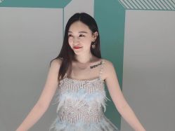 -AYO SALON