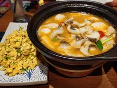 -云海肴·汽锅鸡·云南菜(天山百盛优客店)