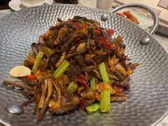 -小菜园新徽菜(宜兴八佰伴店)