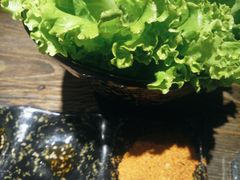 生菜筐-鲸鱼先生·海鲜烤肉海景餐厅