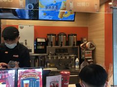 -CoCo都可(光谷天地店)