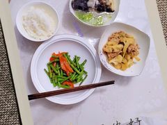 -爱月宝月嫂·育儿嫂