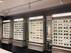 -目艮眼镜SHOWROOM(品牌集合店)