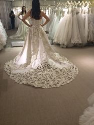 满庭芳婚纱礼服店-满庭芳婚纱礼服店