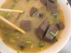 -春雨羊汤店(广开四马路总店)