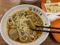 -顺溜·手工刀削面·黑金店(铜锣湾店)
