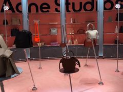 -乐蓬马歇百货公司(Rive Gauche)