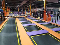 -Tenker Club弹刻极限主题公园 · 蹦床 · 团建 · 生日派对(大关店)