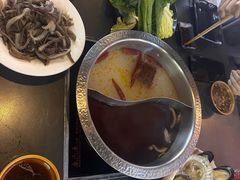 -牛武士寿喜烧·和牛火锅自助(全球首店)