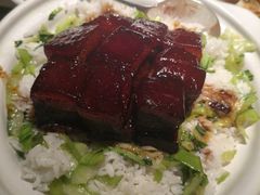 红烧肉焖饭-新白鹿餐厅(金鹰新街口店)