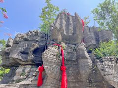 -梭布垭石林景区