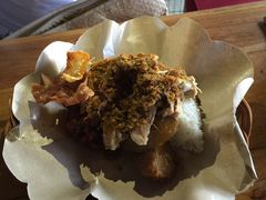 -Warung Babi Guling Ibu Oka 3