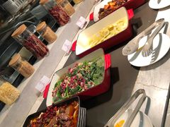 -飨食汇全日制餐厅·昆山皇冠假日酒店(九方店)