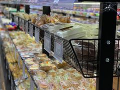 -六个木子量贩零食连锁(溧阳苏宁广场店)