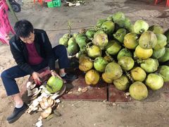 -欢乐海岸美食联盟
