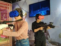 -VR+乐园·VR电竞·家庭亲子·密室逃脱·轰趴团建