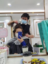 -镁连社·美联社