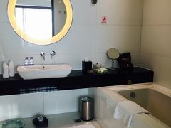 -北京希尔顿逸林酒店
