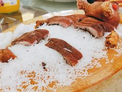 -东豪园林海鲜酒家(南港路辅路店)