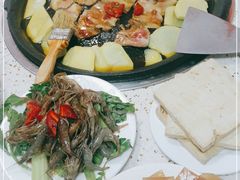 -苗家特色土烙锅·老字号