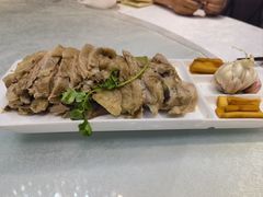 -伊和园清真餐饮