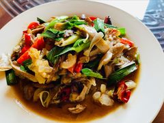 腊肉炒牛肝菌-翕庐小苑