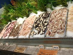 -金滏山烤肉·海鲜·火锅自助餐厅(襄阳万达店)