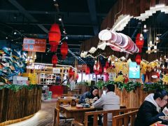 -老滇山寨•云南特色菜•地方菜•民族风情歌舞表演(金碧店)