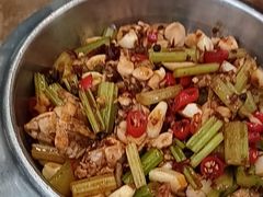 -一楼食业·美食人家