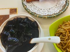 -爽爽王牌甜品(河背村店)