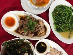 -车头老二大排档