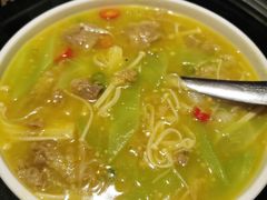 金汤肥牛-小城故事·地道宁波味(月湖盛园店)