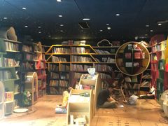 -钟书阁(珍园店)