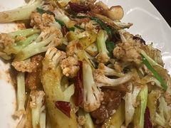 -坛宗剁椒鱼头(河西王府井店)