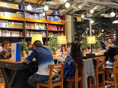 -西西弗书店&矢量咖啡(凯德晶萃广场店)