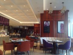 -南湖名都·景湖轩全日制餐厅·海鲜自助·东南亚风味·临湖而食