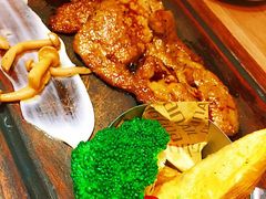 黑胡椒煎美式小牛肉厚切佐沙律-江南果道西餐厅(北京路店)
