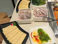 -海底捞火锅鲜切牛肉主题店(长寿路店)