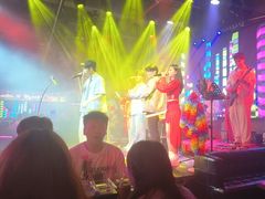 -喜鹊音乐酒馆(西街店)