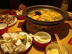 -山城外·非遗酸菜鱼(蜀都万达店)