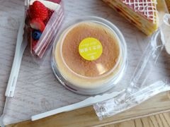 -爱达乐面包生日蛋糕(旭海时代广场店)