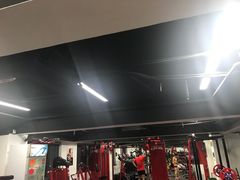 -坚果健身24小时工作室(定西路店)
