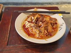 -方铲铲·成都板凳面(滨江银泰店)