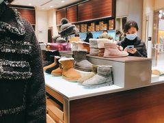 -UGG(燕莎奥特莱斯购物中心店)