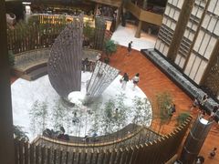 -上海滴水湖皇冠假日酒店