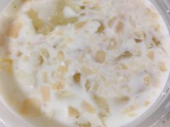 -志龙皇冠吃货椰子铺