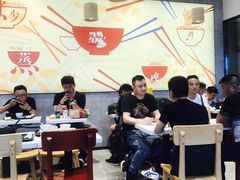 大堂-百事佳烧鸭牛腩(上海虹桥站店)